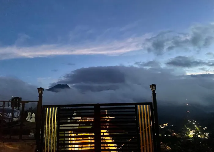 Mountain Cheers Munnar