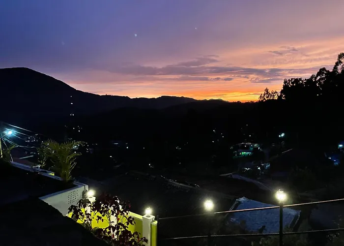 Mountain Cheers Munnar